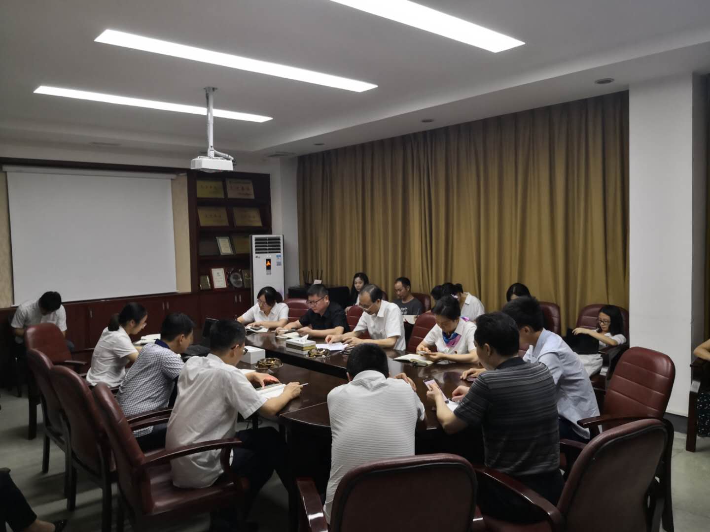 微信图片_20190628143136.jpg